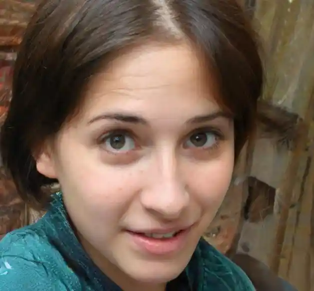 Sophie R